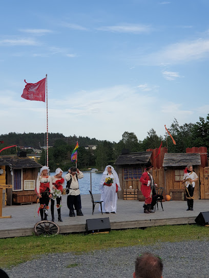 Rundhuset Den Dagen Rundhuset Den Dagen