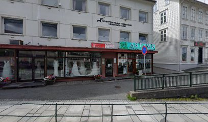 Antrekk og skjønnhet Bedriftskategori Kika Weddings